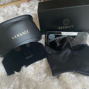 *NIB* Versace Shield Sunglasses